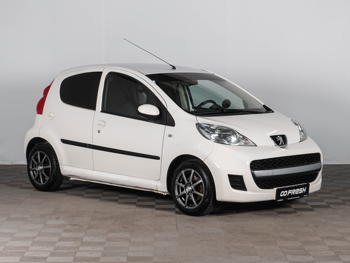 Peugeot 107 с пробегом 71651 км | Купить б/у Peugeot 107 2012 года в  Оренбурге | Fresh Auto