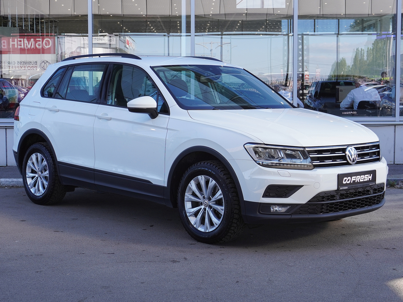 Volkswagen Tiguan с пробегом 92602 км | Купить б/у Volkswagen Tiguan 2019  года в Москве | Fresh Auto