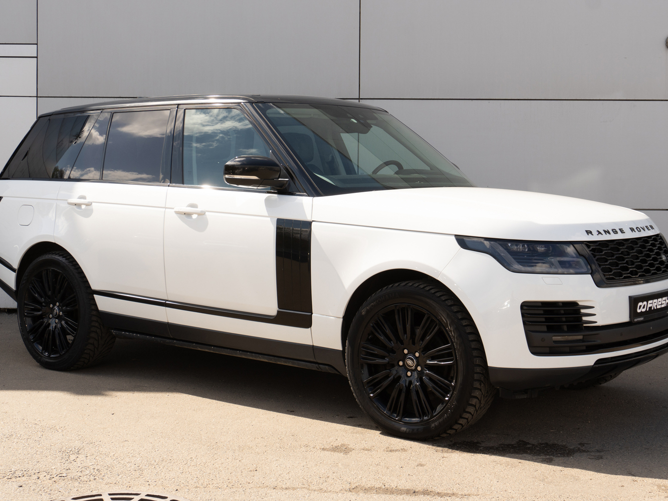 Land Rover Range Rover с пробегом 90800 км | Купить б/у Land Rover Range  Rover 2018 года в Москве | Fresh Auto