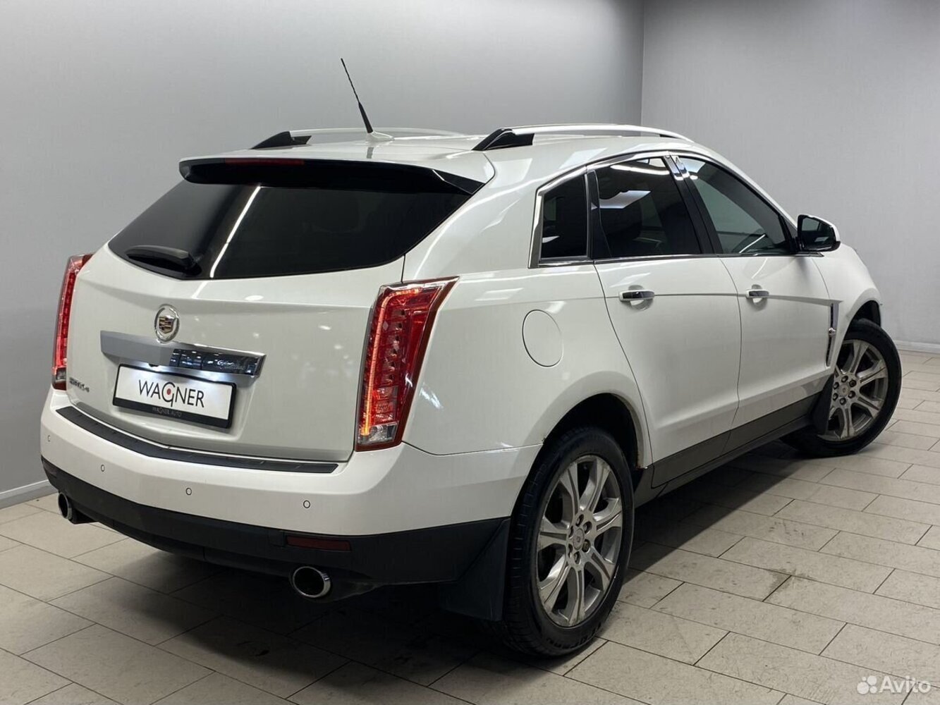 Cadillac SRX с пробегом 182570 км | Купить б/у Cadillac SRX 2012 года в  Москве | Fresh Auto