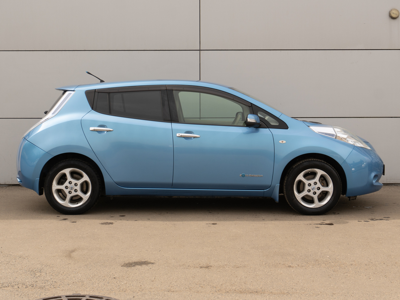 Nissan Leaf с пробегом 88036 км | Купить б/у Nissan Leaf 2012 года в Москве  | Fresh Auto