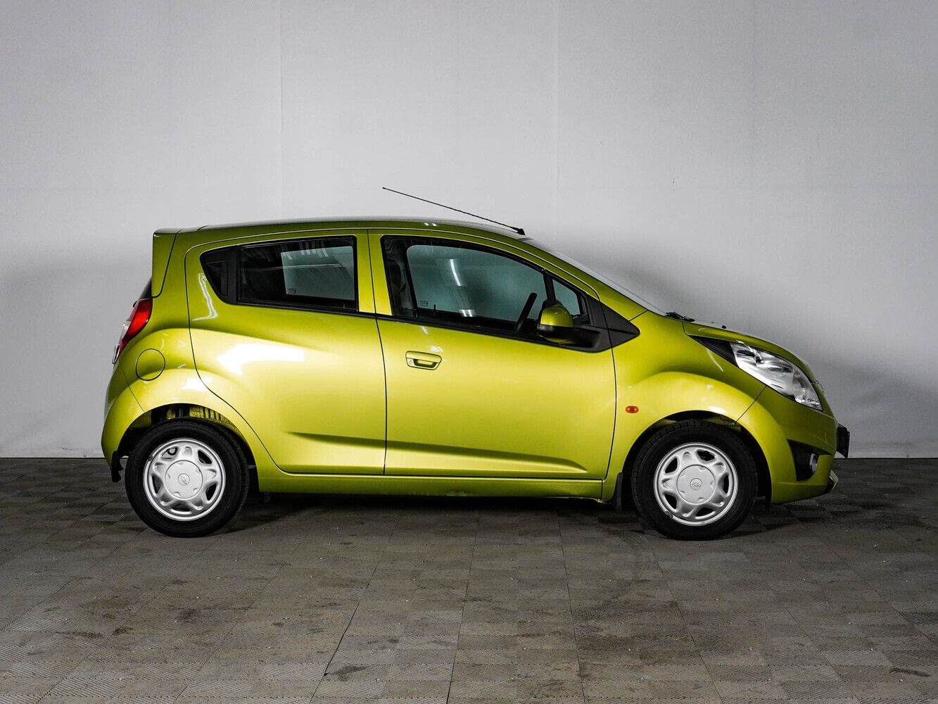 Chevrolet Spark с пробегом 83595 км | Купить б/у Chevrolet Spark 2012 года  в Москве | Fresh Auto