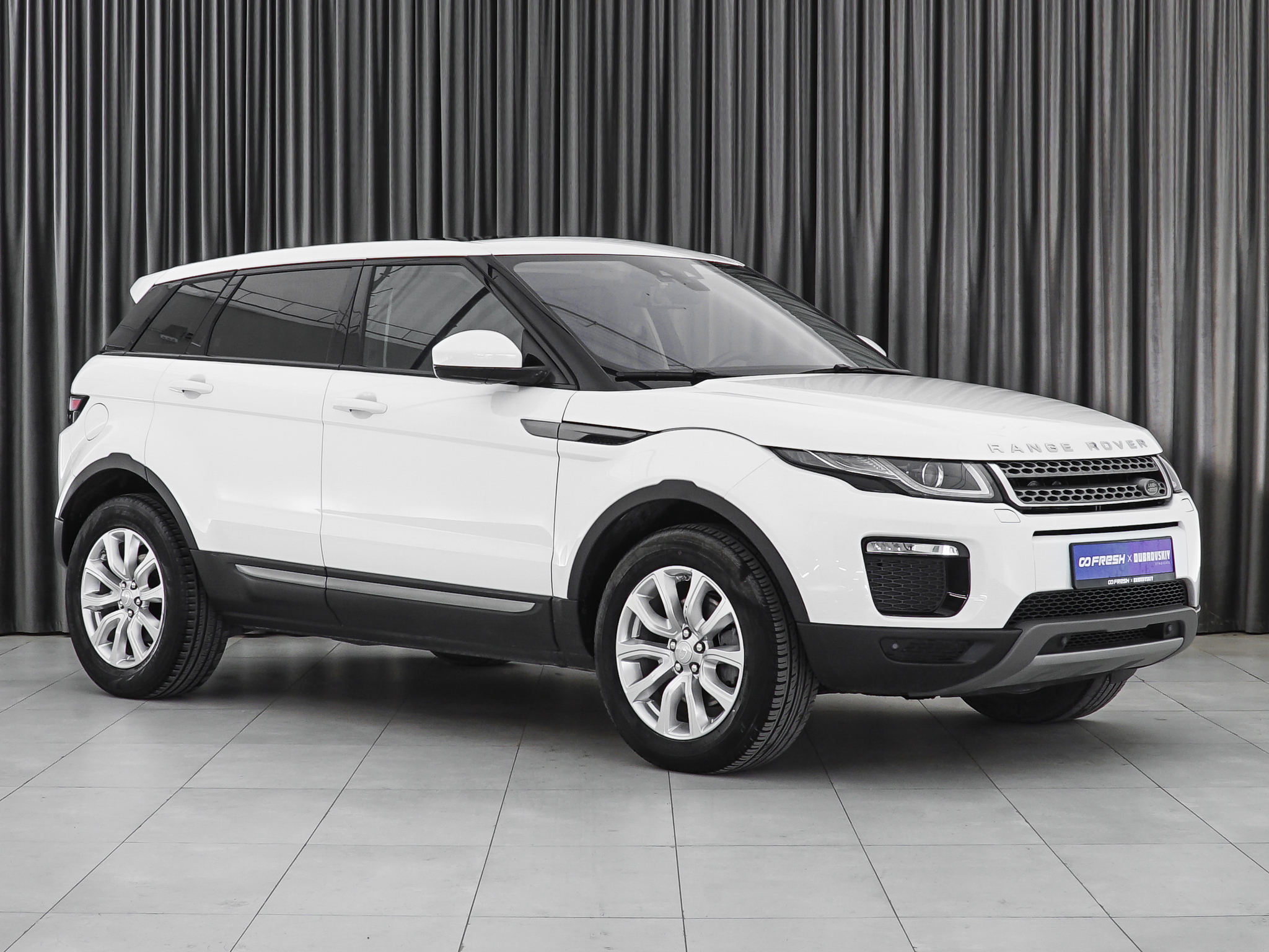 Land Rover Range Rover Evoque с пробегом 118170 км | Купить б/у Land Rover  Range Rover Evoque 2017 года в Москве | Fresh Auto