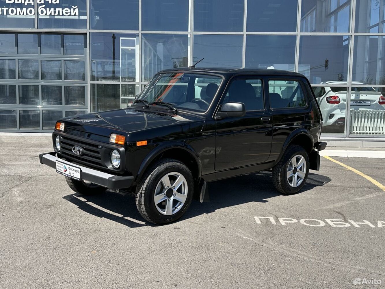 LADA (ВАЗ) Niva Legend с пробегом 5 км | Купить б/у LADA (ВАЗ) Niva Legend  2023 года в Москве | Fresh Auto