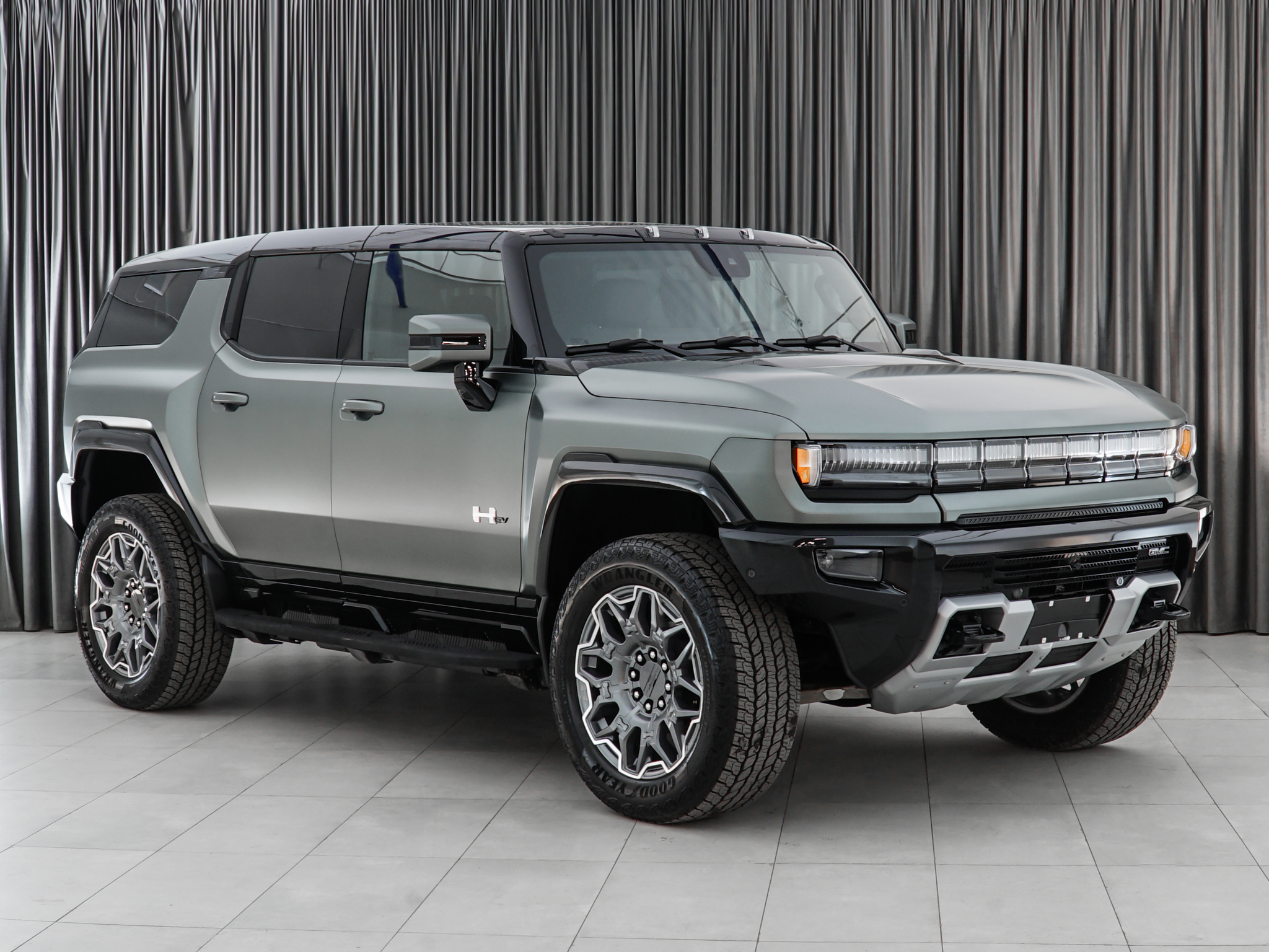 GMC Hummer EV с пробегом 423 км | Купить б/у GMC Hummer EV 2023 года в  Астрахань | Fresh Auto