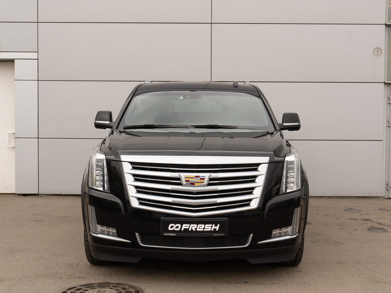 Cadillac Escalade с пробегом 139974 км | Купить б/у Cadillac Escalade 2017  года в Москве | Fresh Auto