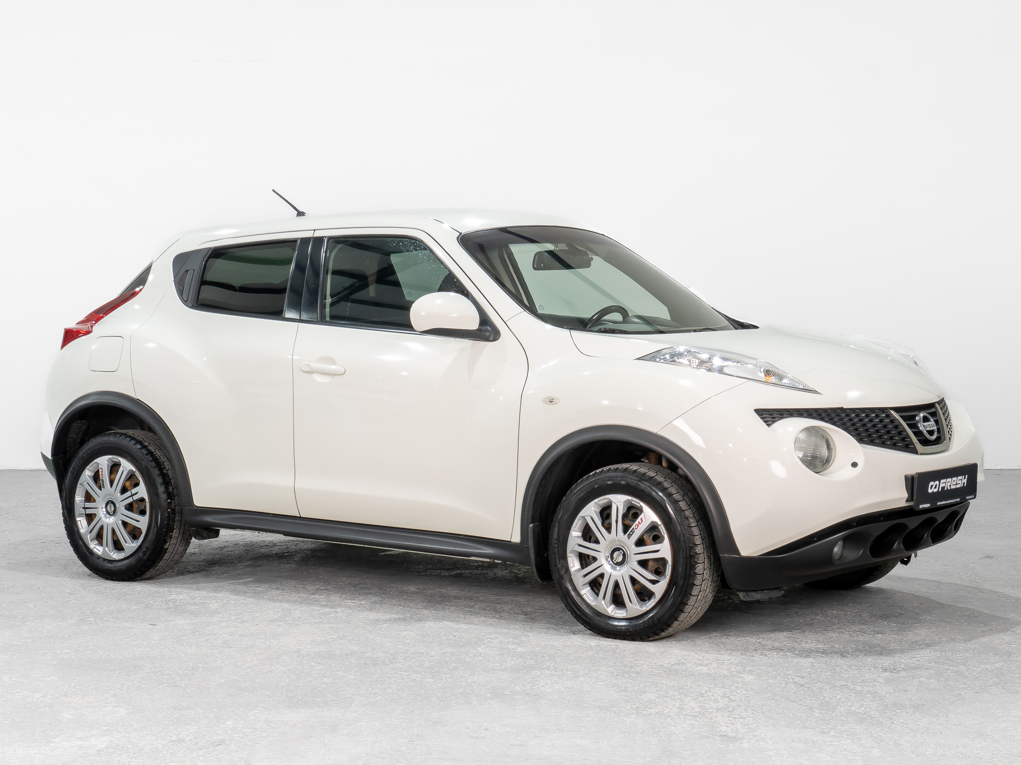 Nissan Juke с пробегом 99600 км | Купить б/у Nissan Juke 2012 года в Москве  | Fresh Auto