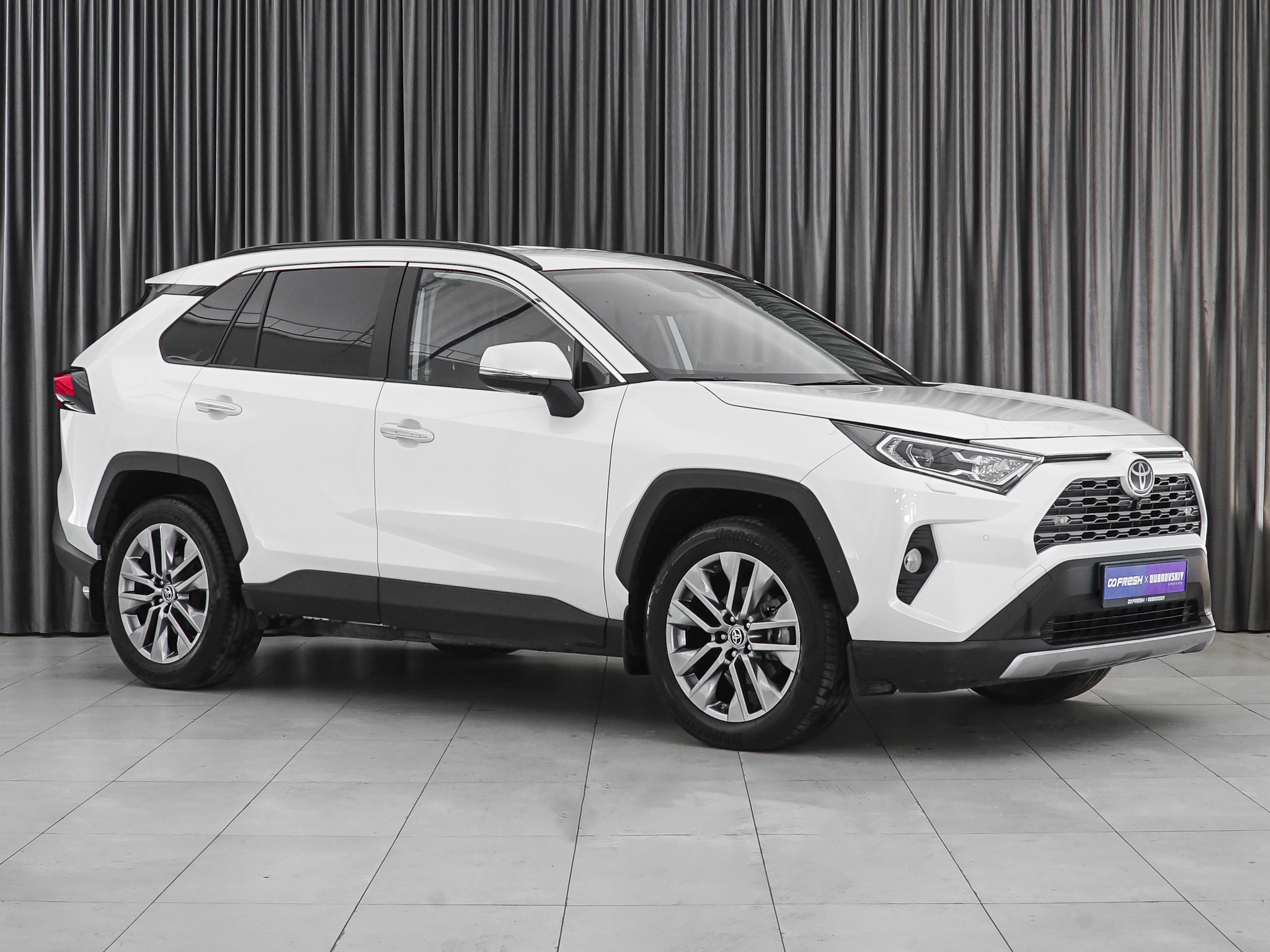 Toyota RAV4 с пробегом 17434 км | Купить б/у Toyota RAV4 2021 года в Тула |  Fresh Auto