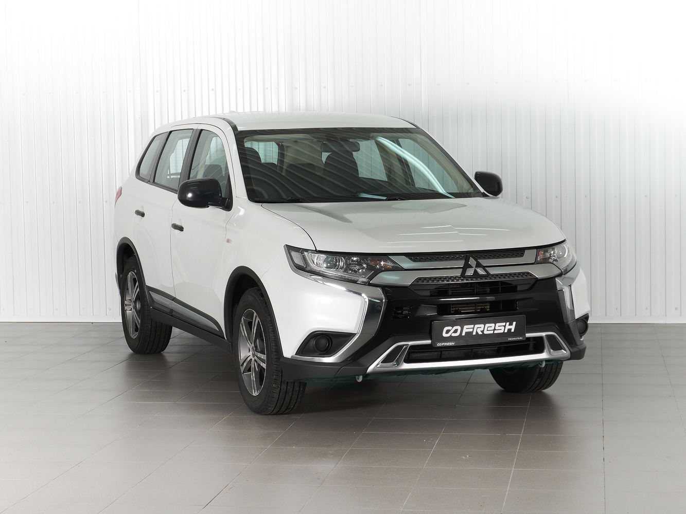 Mitsubishi Outlander с пробегом 68840 км | Купить б/у Mitsubishi Outlander  2020 года в Москве | Fresh Auto