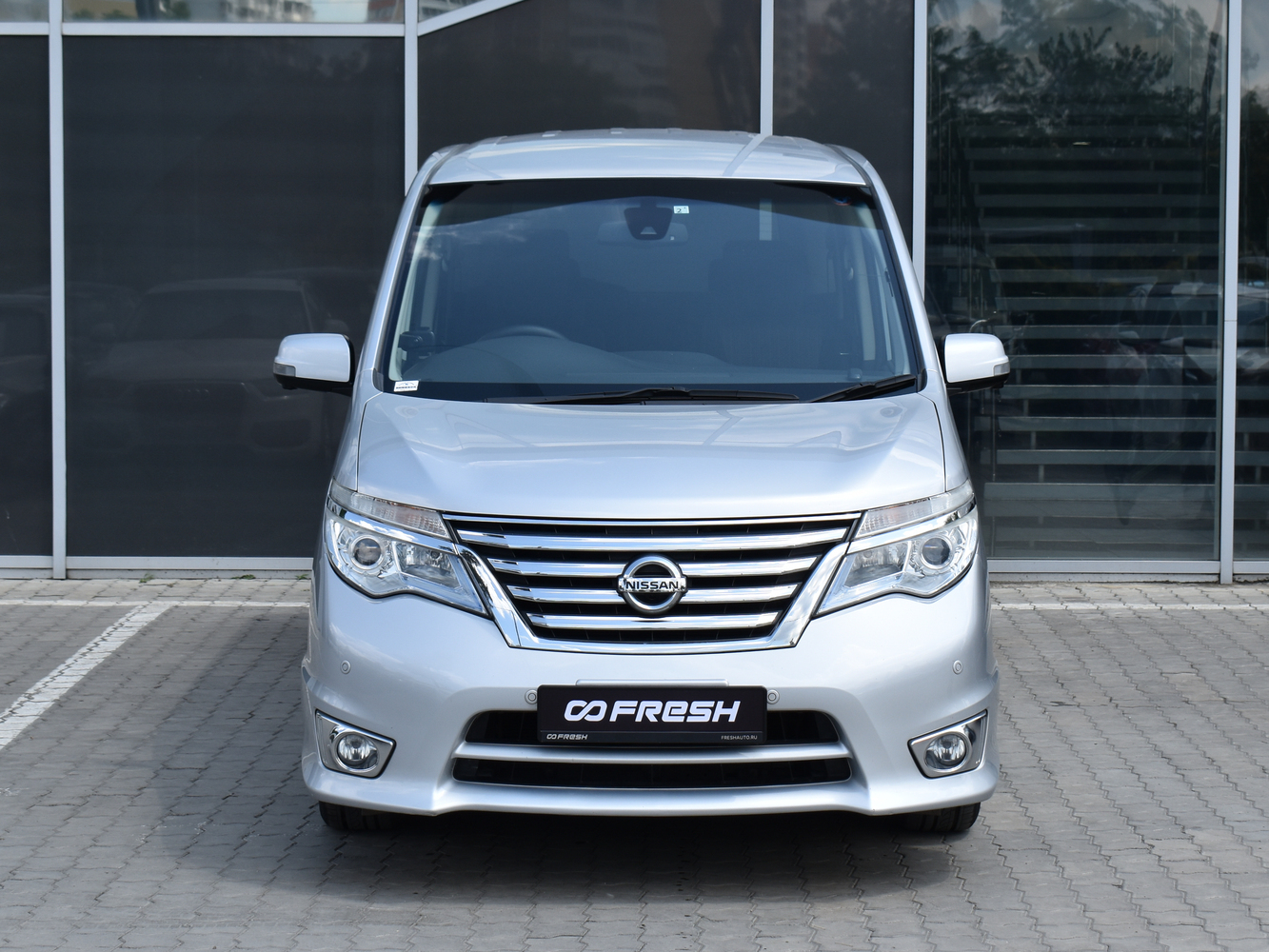 Nissan Serena с пробегом 70503 км | Купить б/у Nissan Serena 2015 года в  Екатеринбурге | Fresh Auto