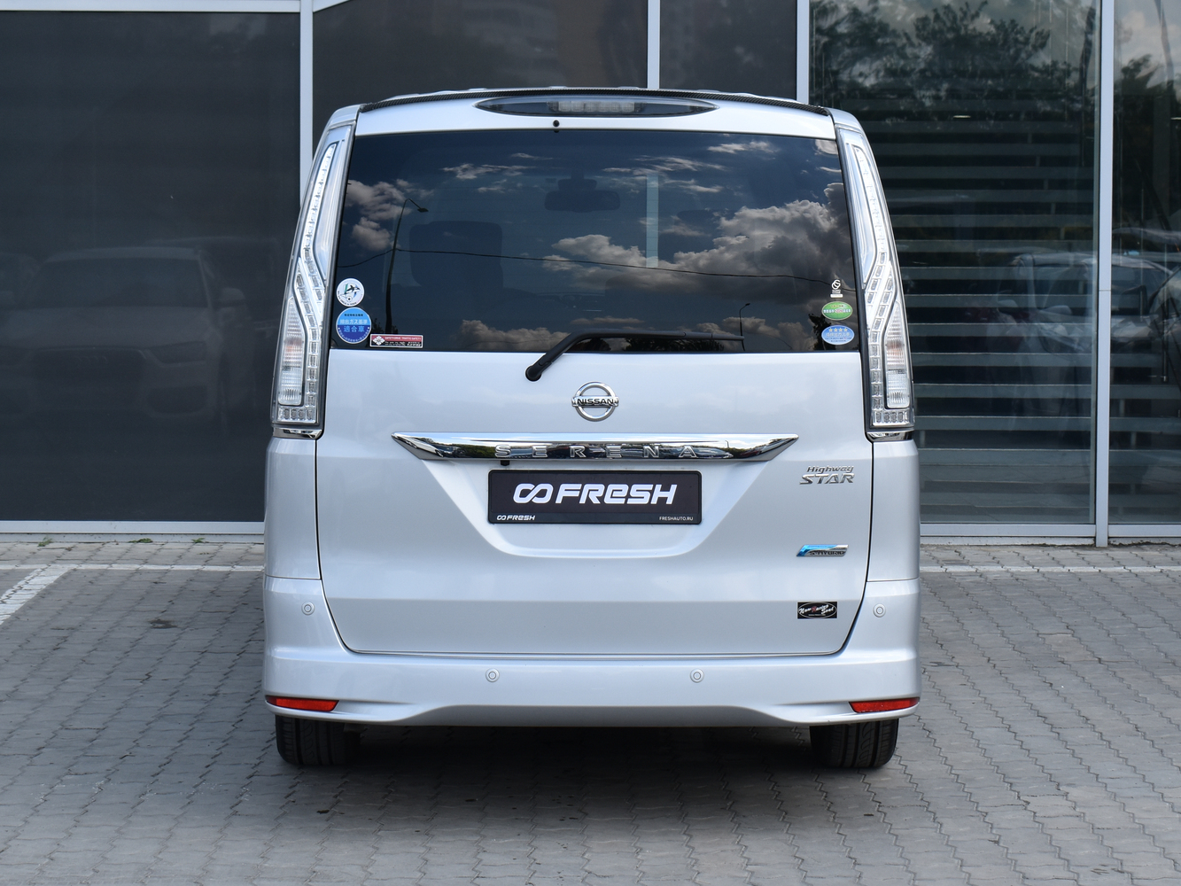 Nissan Serena с пробегом 70503 км | Купить б/у Nissan Serena 2015 года в  Екатеринбурге | Fresh Auto