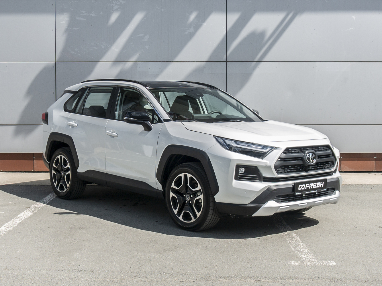 Toyota RAV4 с пробегом 82 км | Купить б/у Toyota RAV4 2023 года в Москве |  Fresh Auto