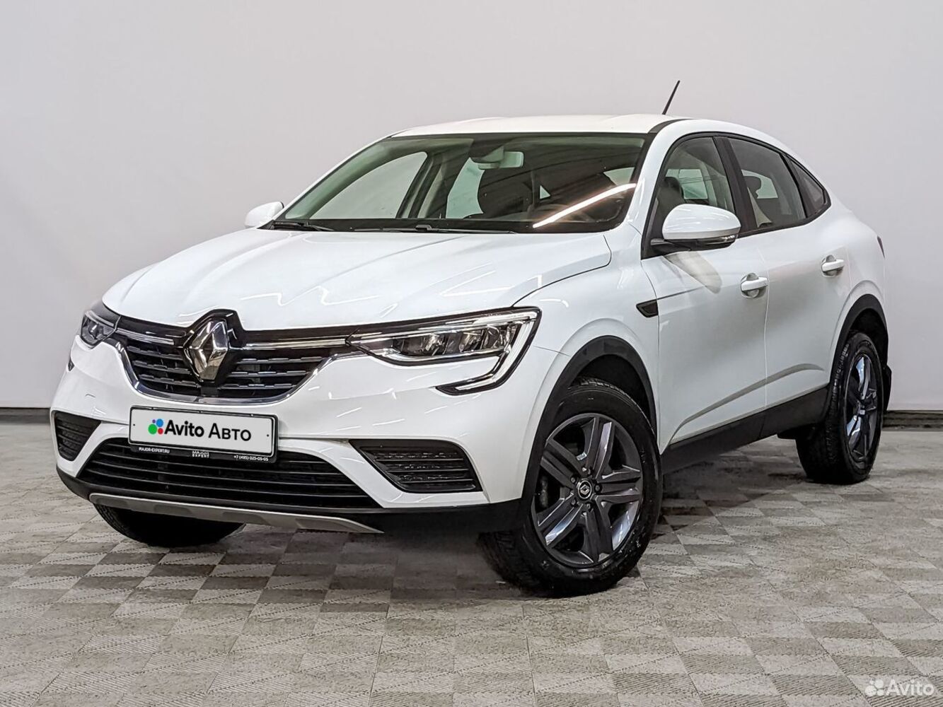 Renault Arkana с пробегом 18418 км | Купить б/у Renault Arkana 2021 года в  Москве | Fresh Auto