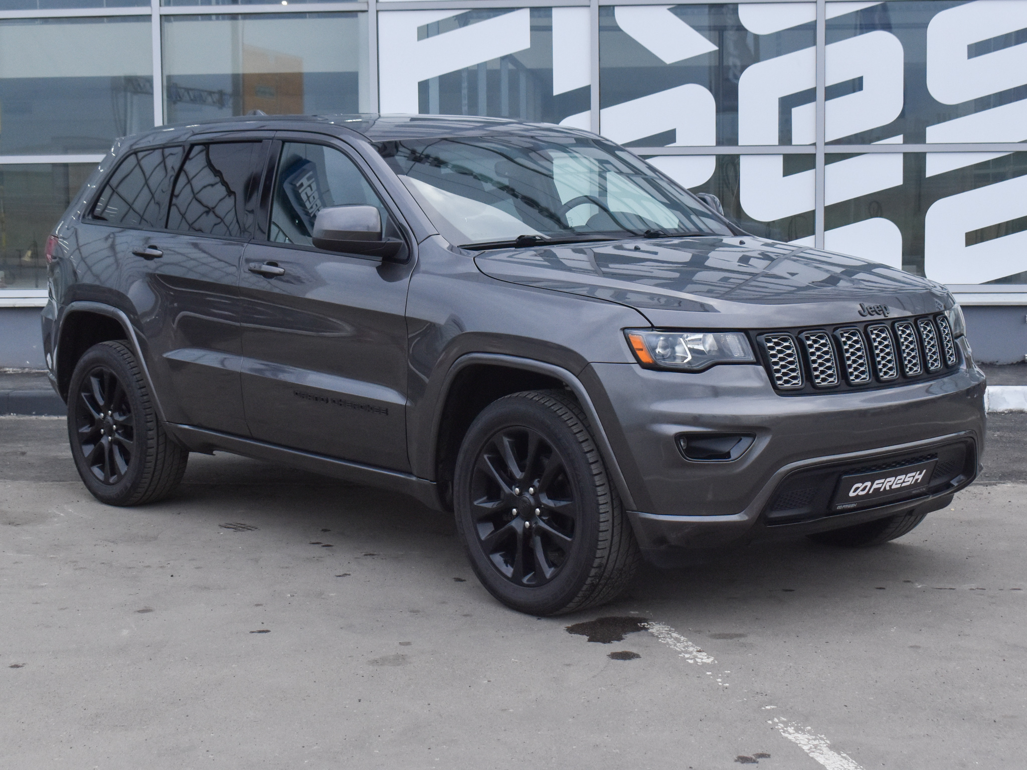 Jeep Grand Cherokee с пробегом 104408 км | Купить б/у Jeep Grand Cherokee  2018 года в Москве | Fresh Auto