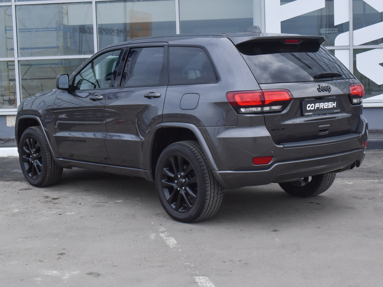 Jeep Grand Cherokee с пробегом 104408 км | Купить б/у Jeep Grand Cherokee  2018 года в Москве | Fresh Auto