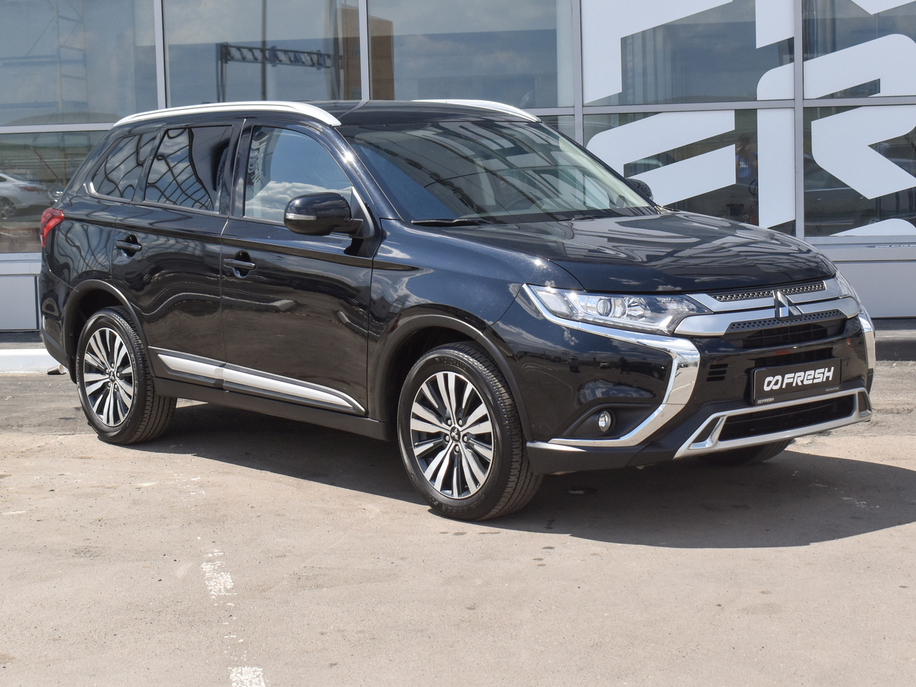 Mitsubishi Outlander с пробегом 69035 км | Купить б/у Mitsubishi Outlander  2020 года в Оренбурге | Fresh Auto