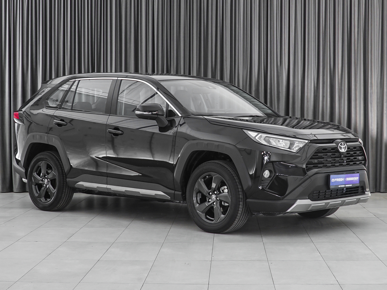 Toyota RAV4 с пробегом 19 км | Купить б/у Toyota RAV4 2023 года в  Екатеринбурге | Fresh Auto