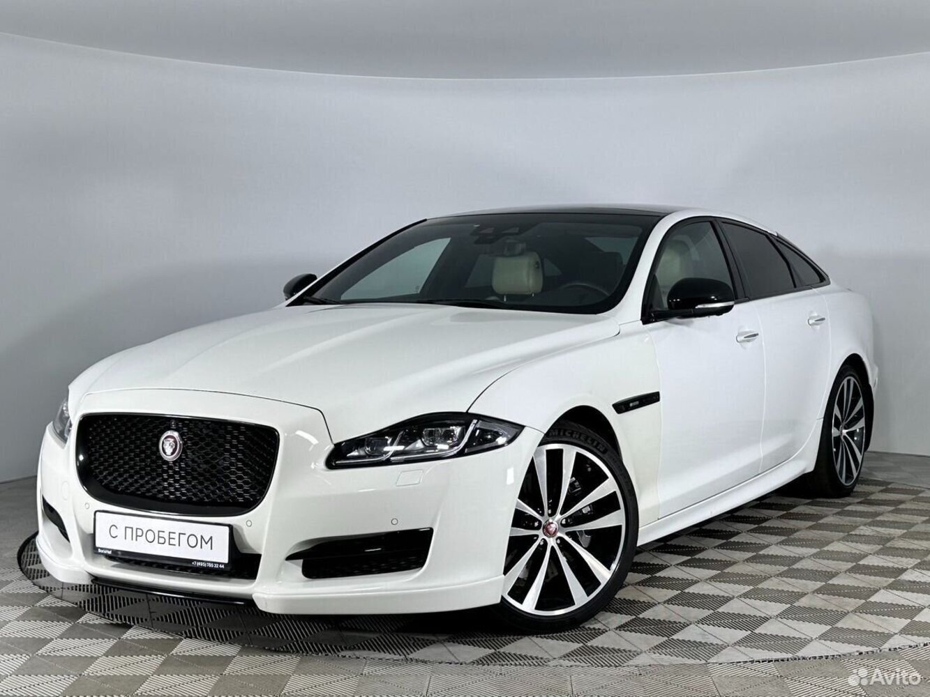 Jaguar XJ с пробегом 86400 км | Купить б/у Jaguar XJ 2019 года в  Минеральных Водах | Fresh Auto