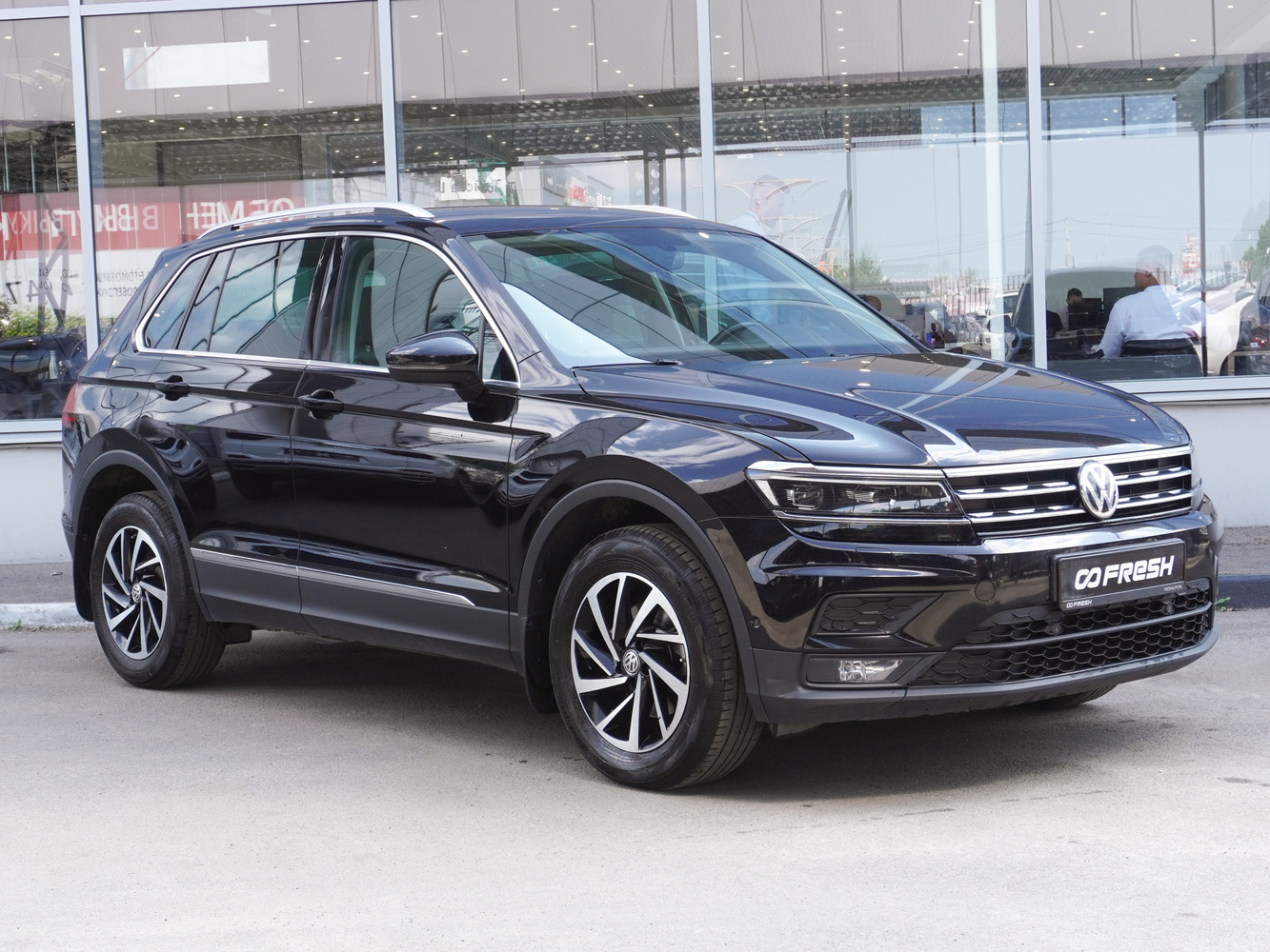 Volkswagen Tiguan с пробегом 91570 км | Купить б/у Volkswagen Tiguan 2018  года в Воронеже | Fresh Auto