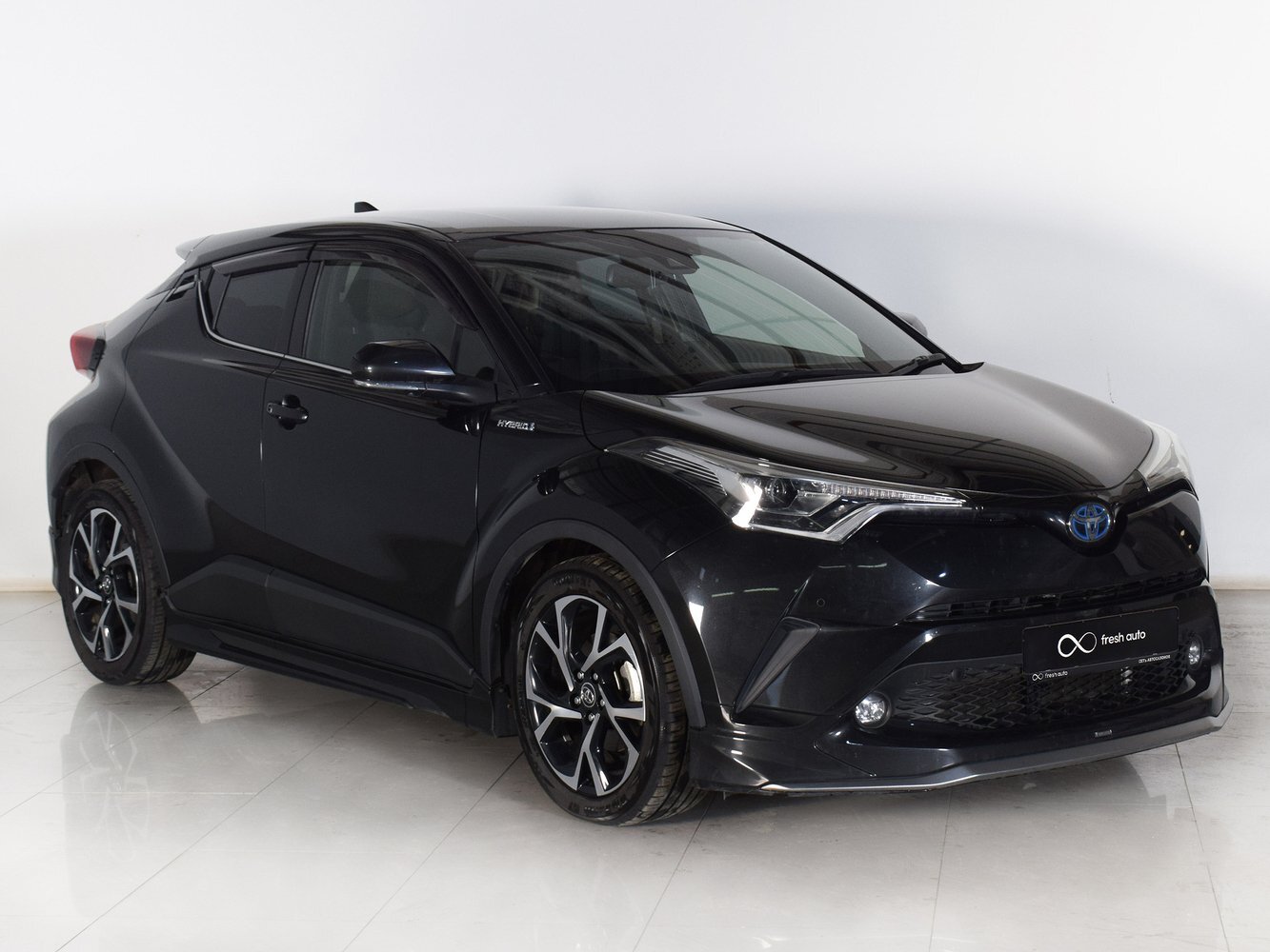 Toyota C-HR с пробегом 83293 км | Купить б/у Toyota C-HR 2018 года в  Воронеже | Fresh Auto