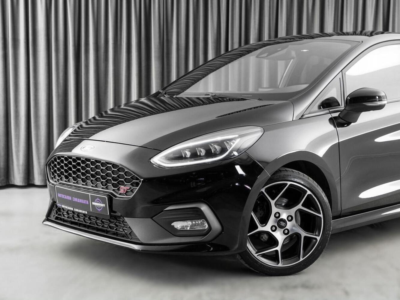 Ford Fiesta St пятидверный