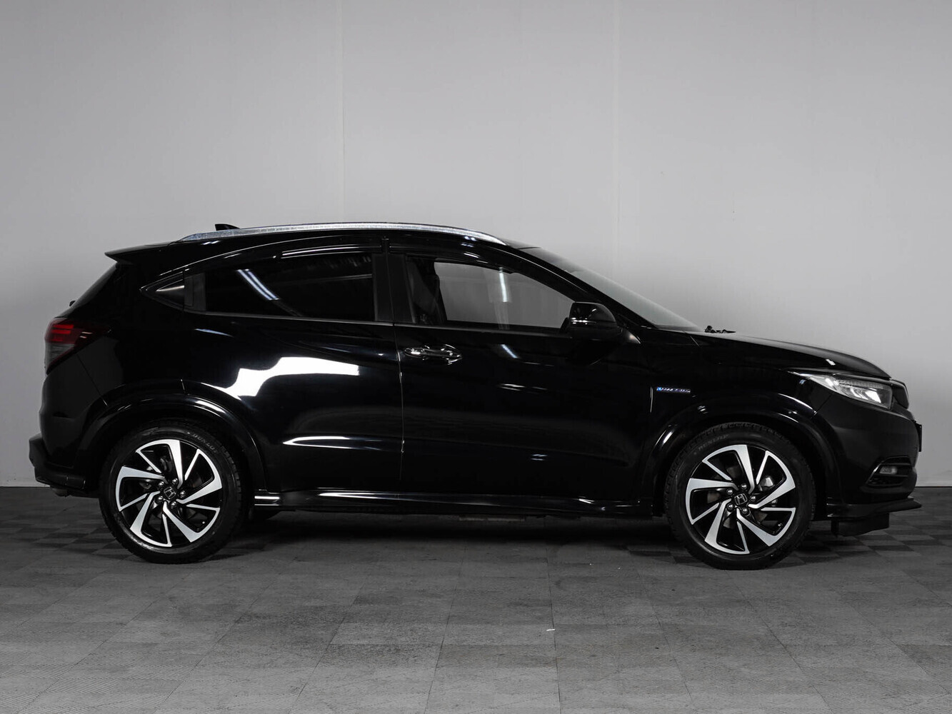 Honda Vezel с пробегом 94491 км | Купить б/у Honda Vezel 2018 года в Москве  | Fresh Auto