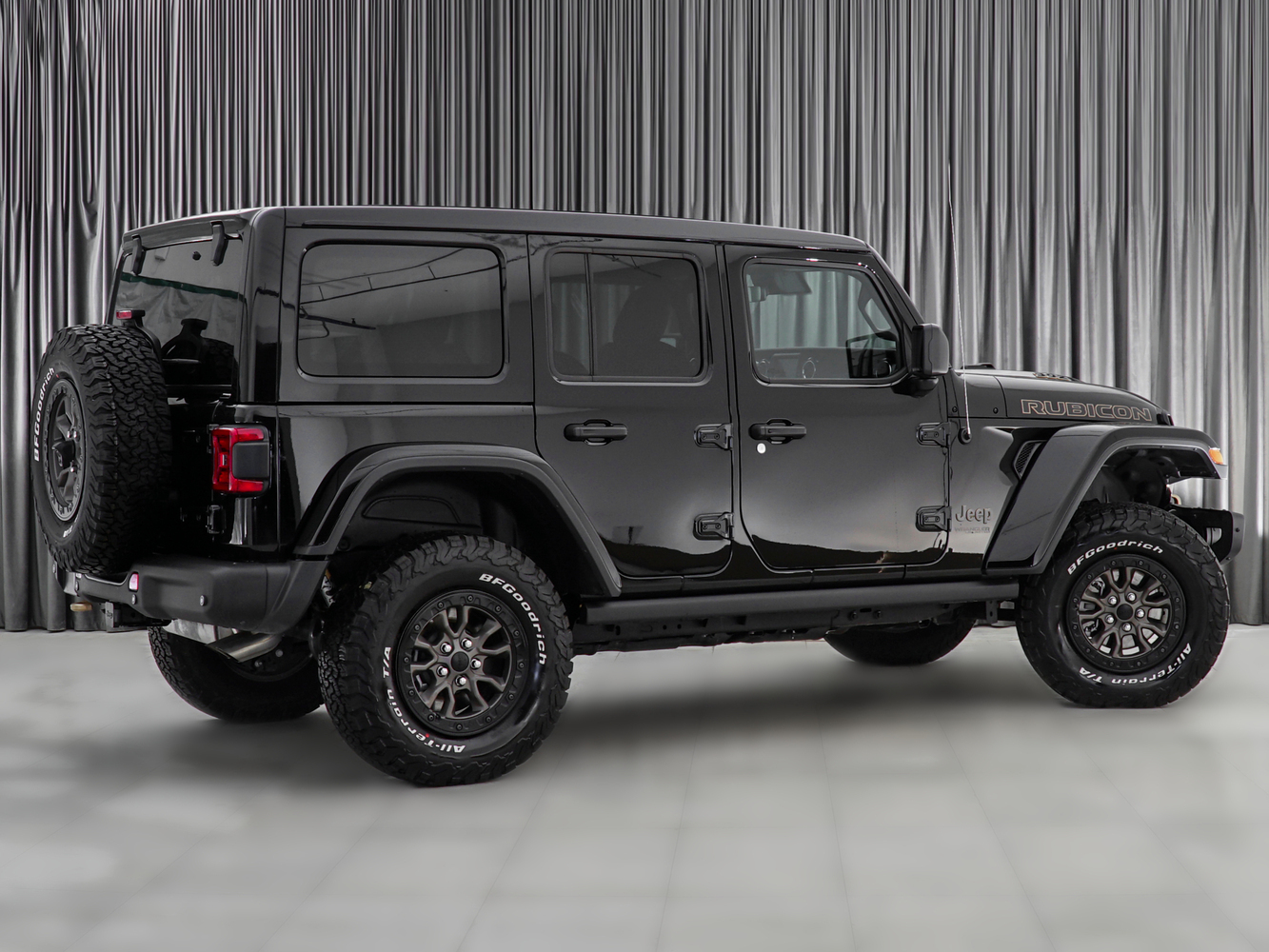 Jeep Wrangler с пробегом 1328 км | Купить б/у Jeep Wrangler 2022 года в  Москве | Fresh Auto