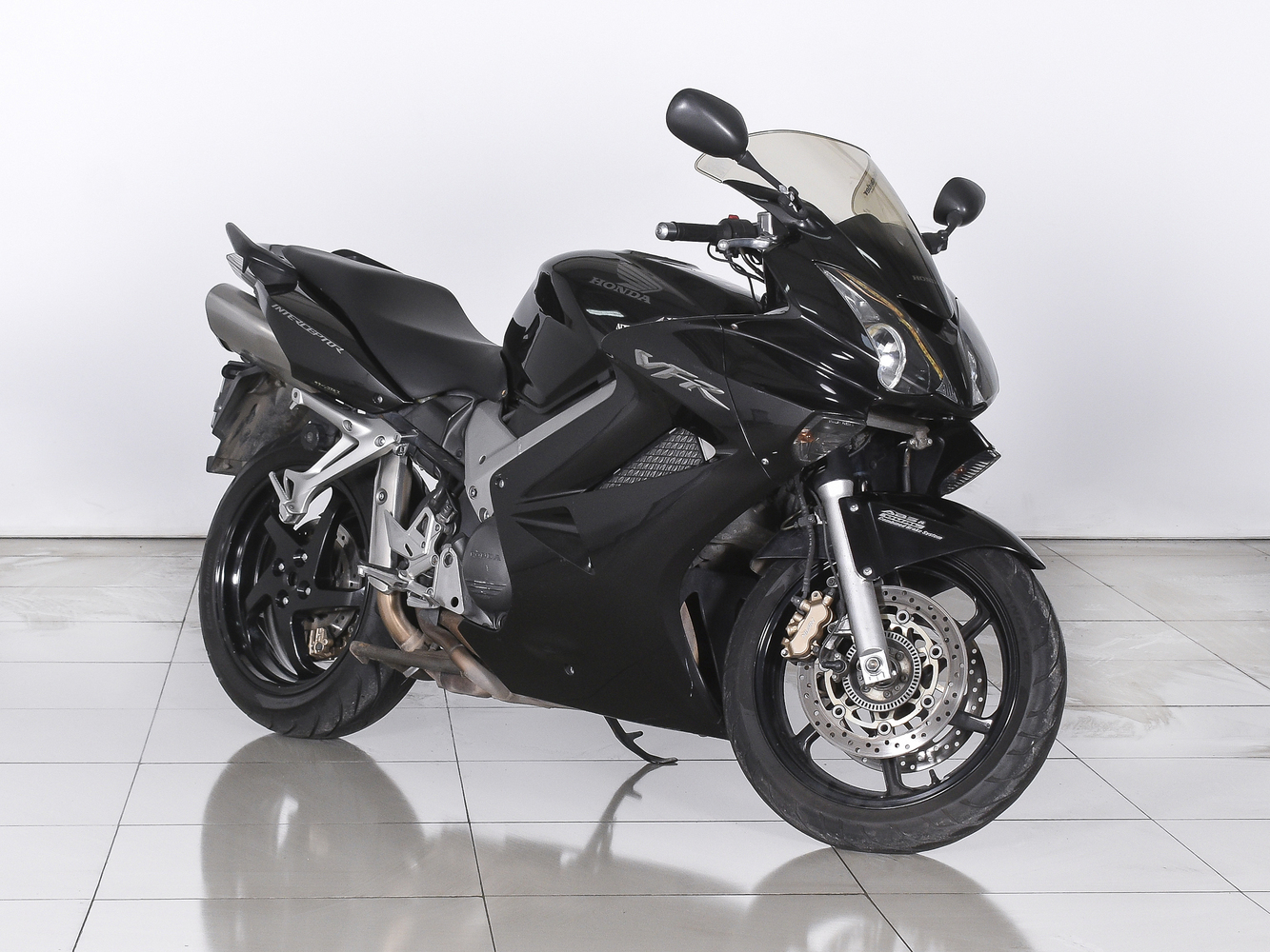 Honda VFR 800 с пробегом 72838 км | Купить б/у Honda VFR 800 2006 года в  Краснодаре | Fresh Auto