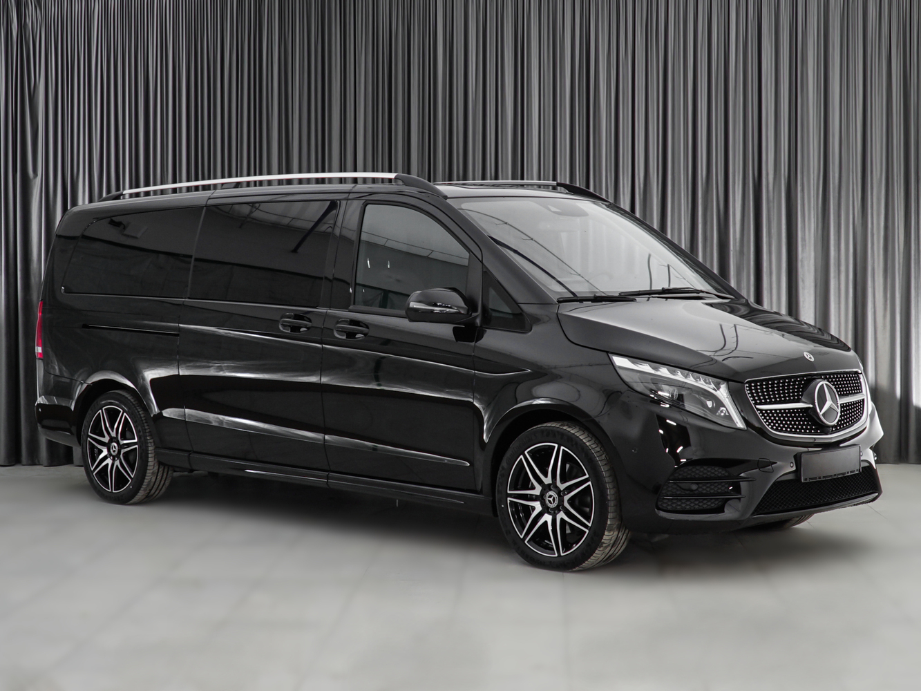 Mercedes-Benz V-Класс с пробегом 17 км | Купить б/у Mercedes-Benz V-Класс  2023 года в Москве | Fresh Auto