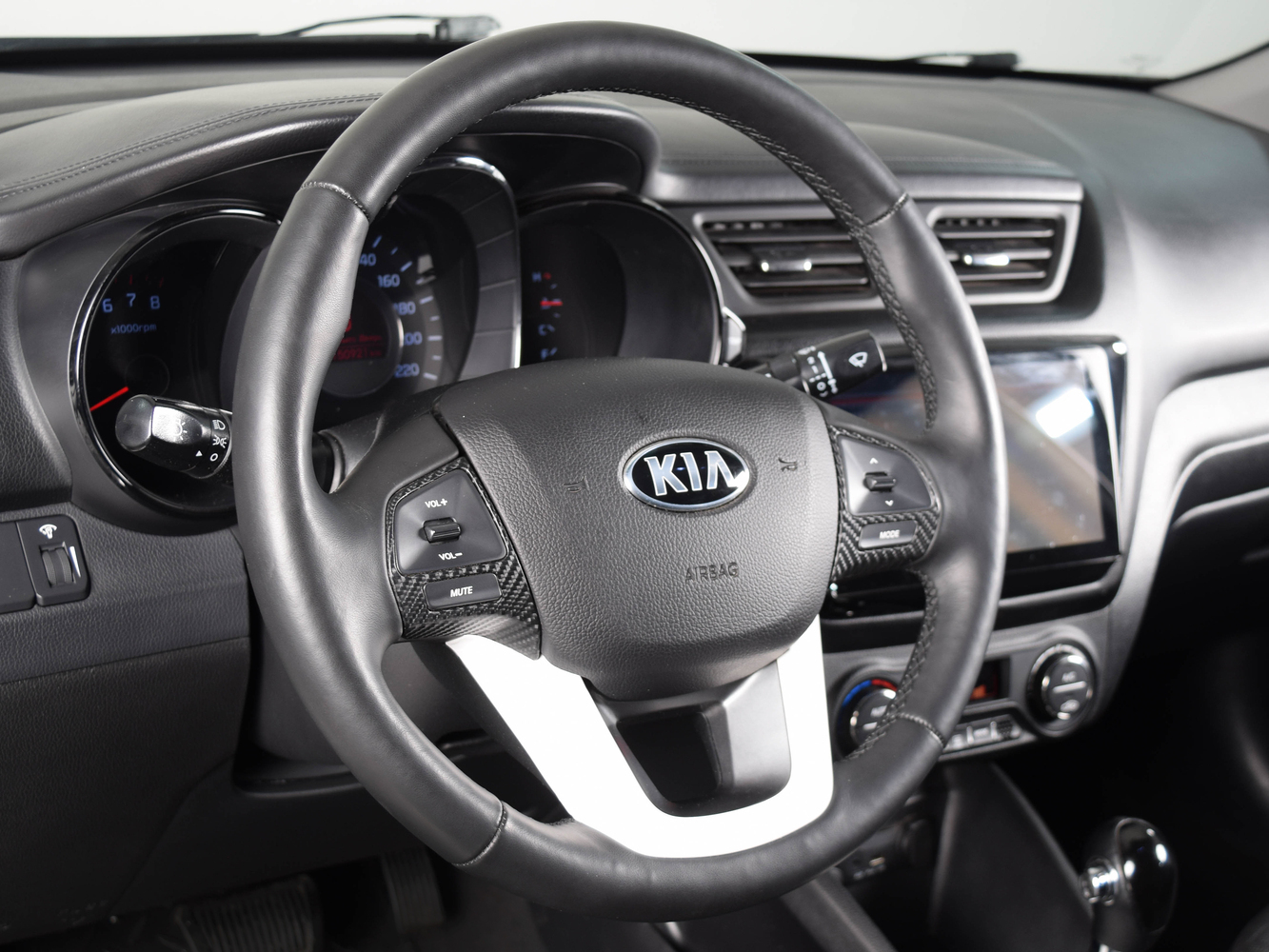 Kia Rio с пробегом 150921 км | Купить б/у Kia Rio 2014 года в  Ростове-на-Дону | Fresh Auto