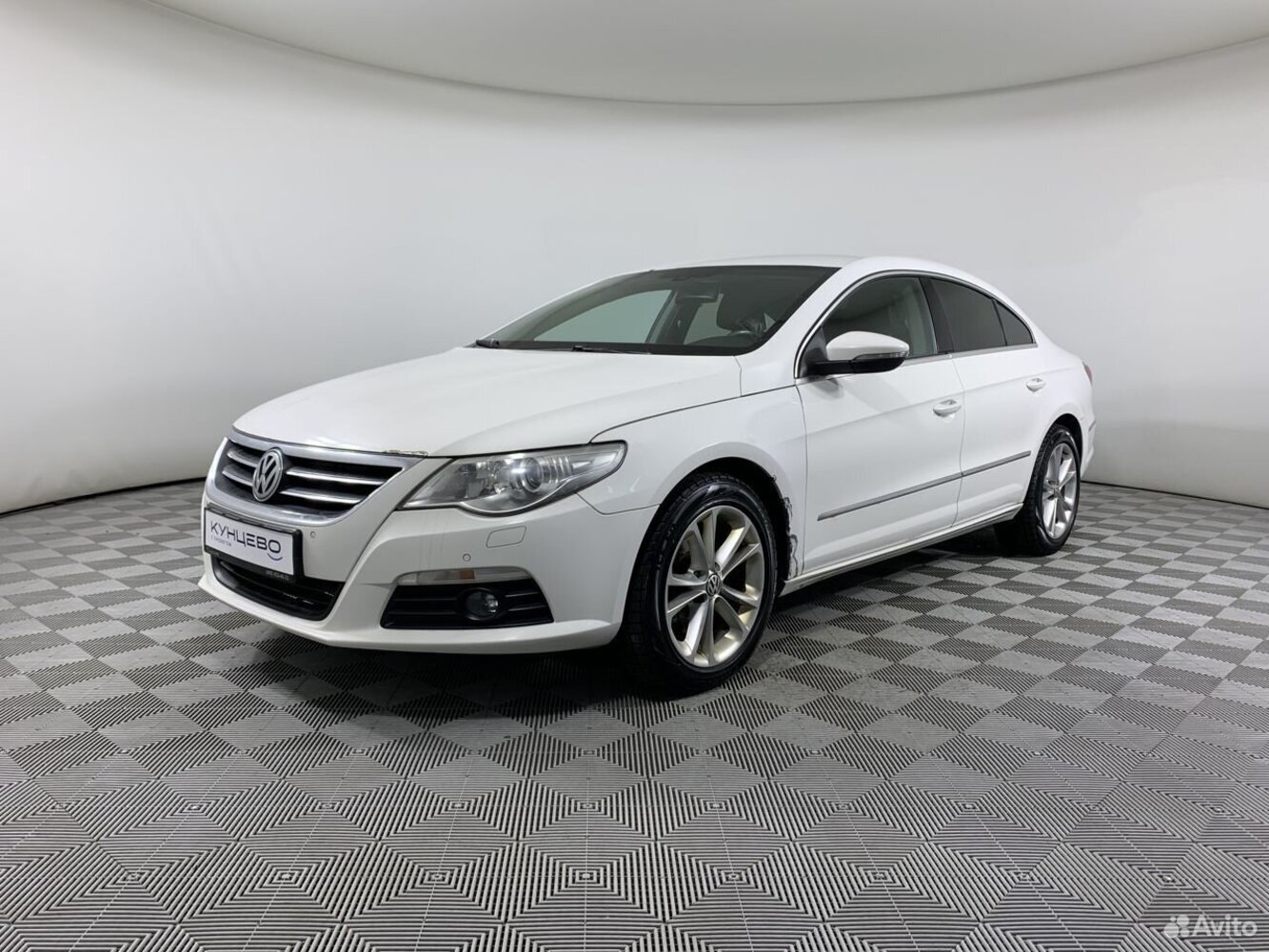 Volkswagen Passat с пробегом 253000 км | Купить б/у Volkswagen Passat 2011  года в Москве | Fresh Auto