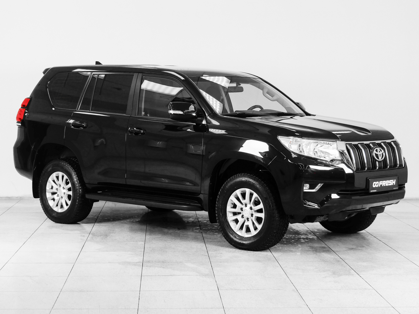 Toyota Land Cruiser Prado с пробегом 48350 км | Купить б/у Toyota Land  Cruiser Prado 2019 года в Москве | Fresh Auto