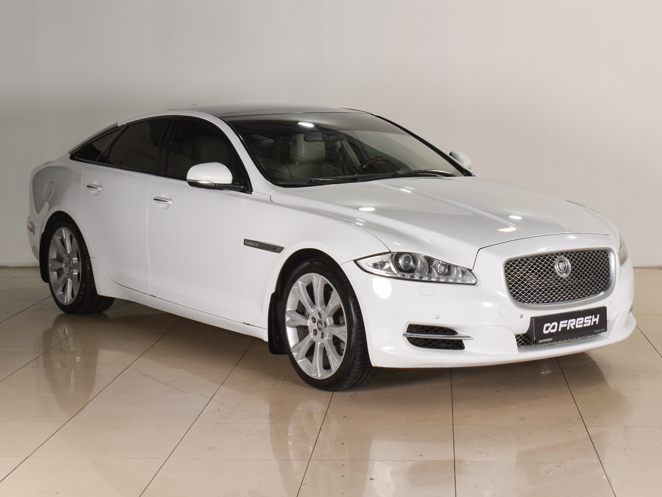 Jaguar XJ с пробегом 167738 км | Купить б/у Jaguar XJ 2012 года в Воронеже  | Fresh Auto