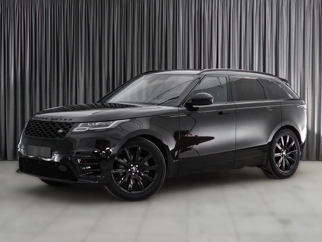 Land Rover Range Rover Velar с пробегом 143432 км | Купить б/у Land Rover  Range Rover Velar 2018 года в Москве | Fresh Auto