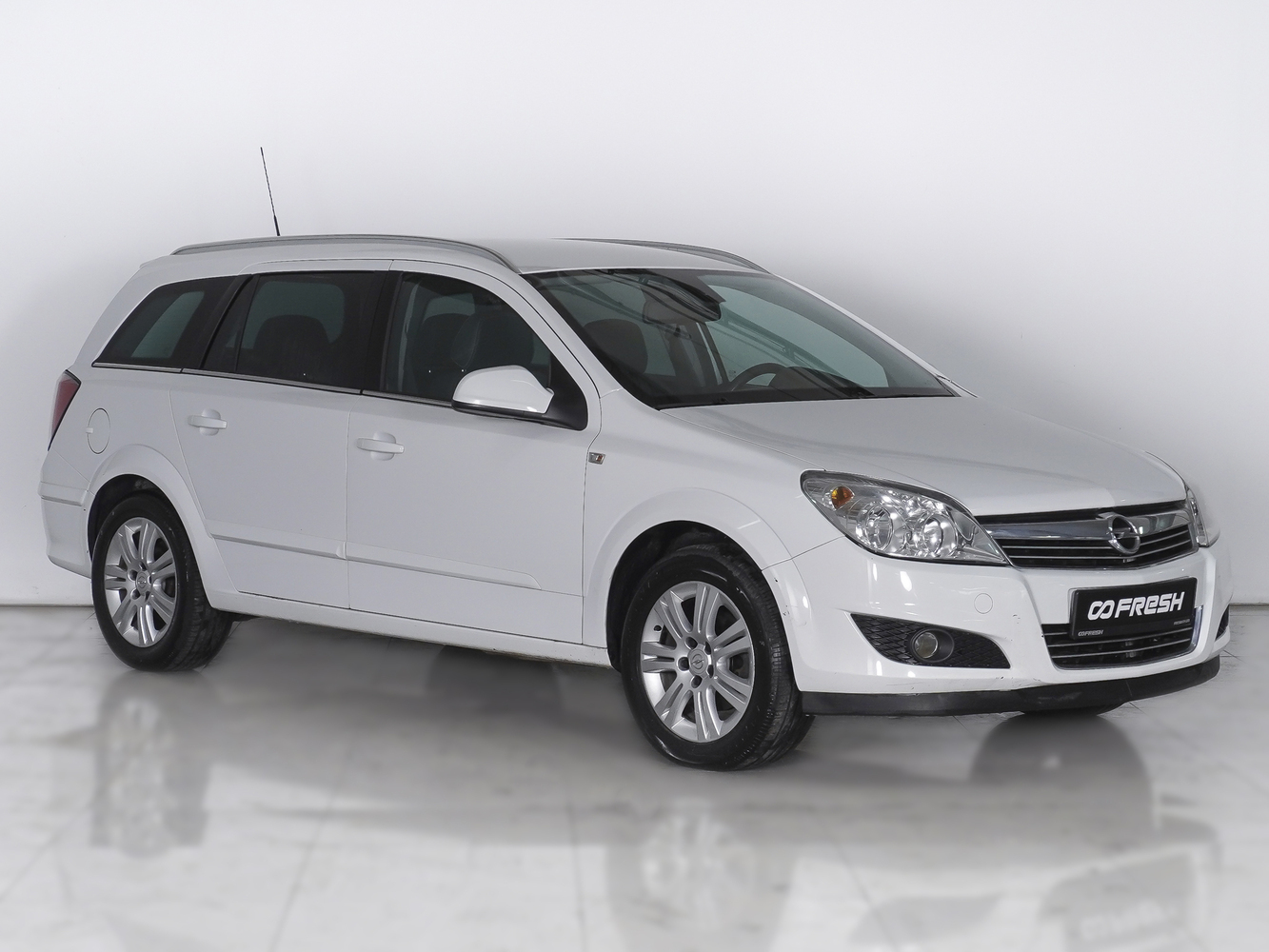 Opel Astra с пробегом 78600 км | Купить б/у Opel Astra 2012 года в Москве |  Fresh Auto