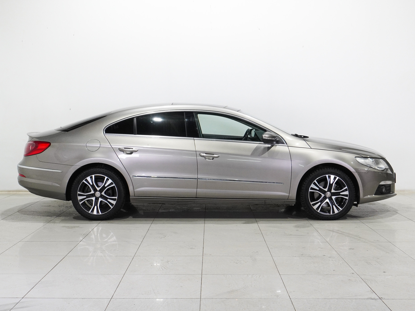 Volkswagen Passat CC с пробегом 147711 км | Купить б/у Volkswagen Passat CC  2011 года в Москве | Fresh Auto