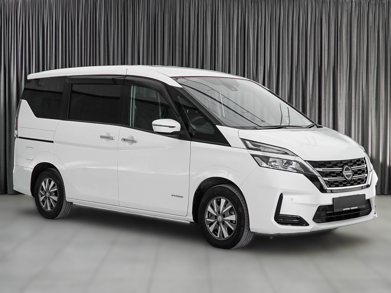 Nissan Serena с пробегом 14537 км | Купить б/у Nissan Serena 2021 года в  Москве | Fresh Auto