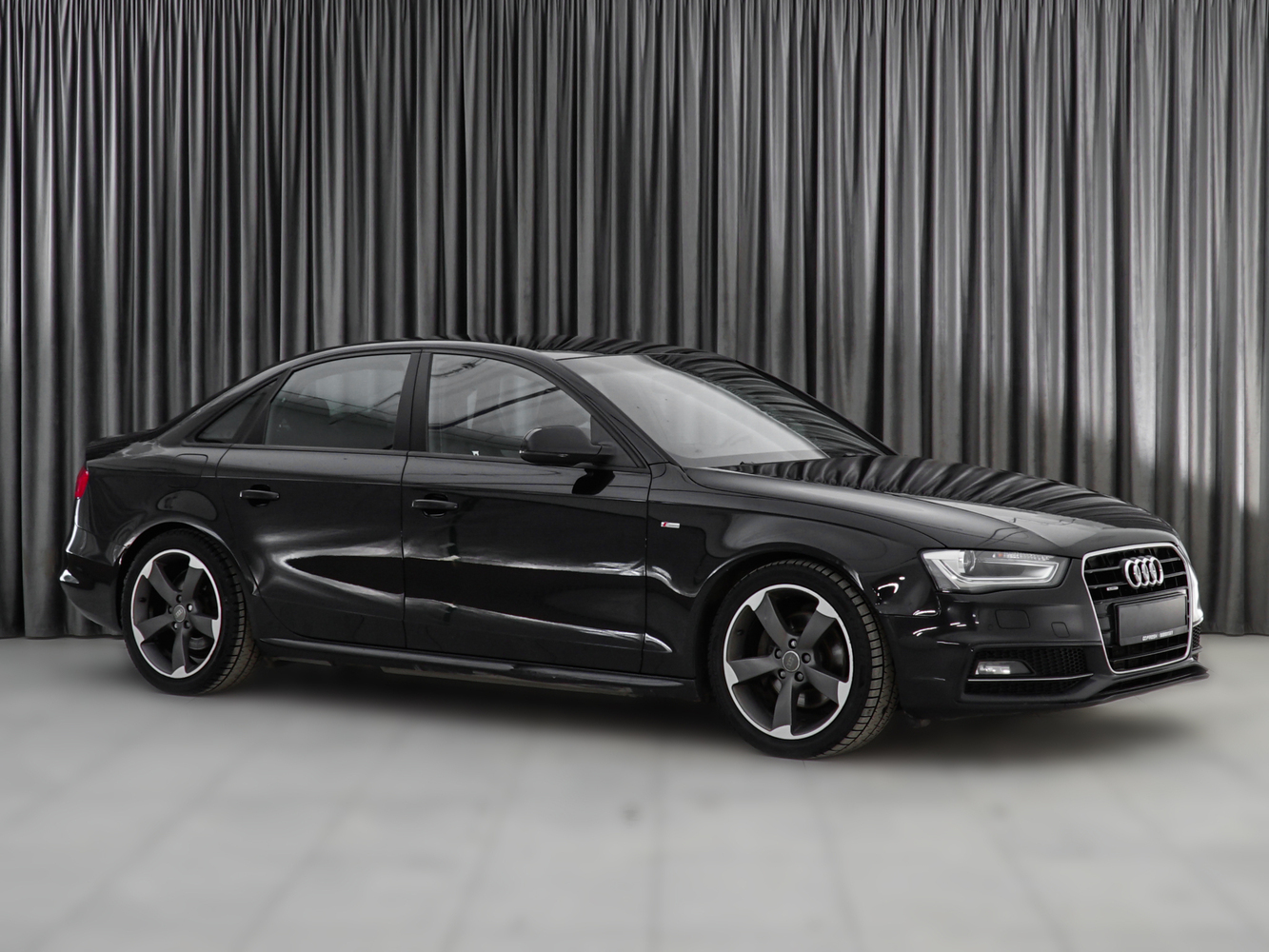 Audi A4 с пробегом 142495 км | Купить б/у Audi A4 2014 года в  Ростове-на-Дону | Fresh Auto