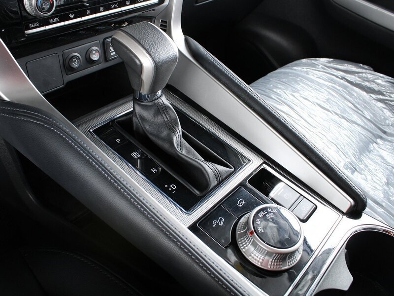 Mitsubishi Pajero Sport