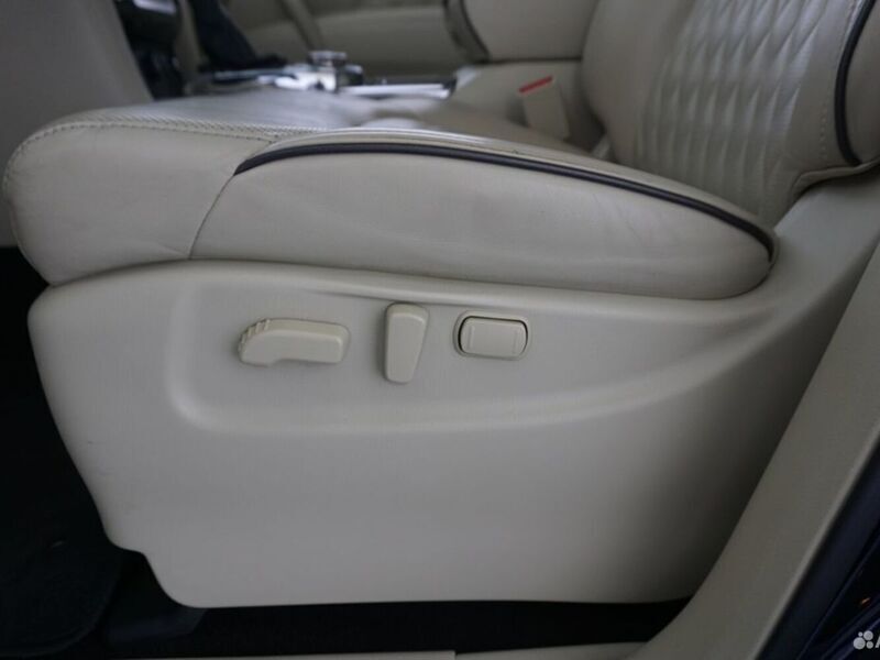 Infiniti QX80