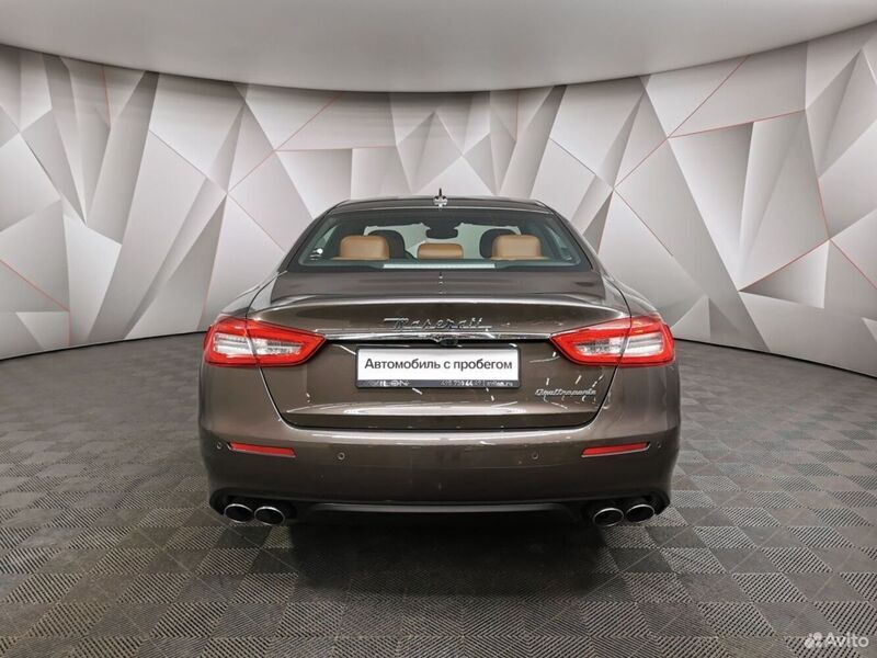 Maserati Quattroporte