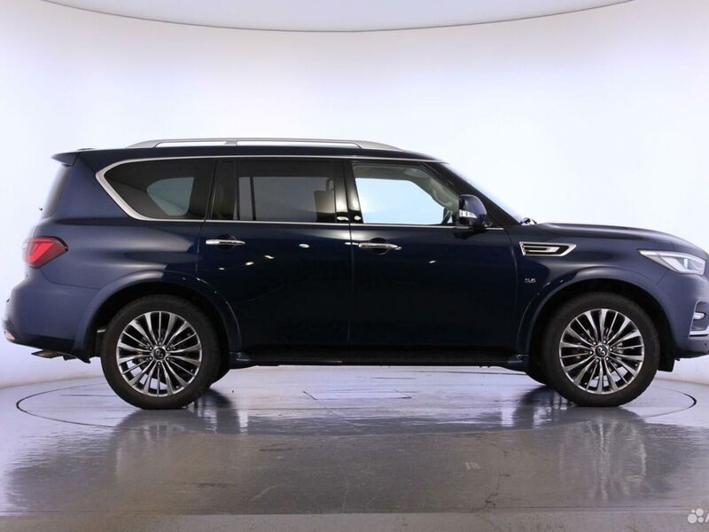 Infiniti QX80