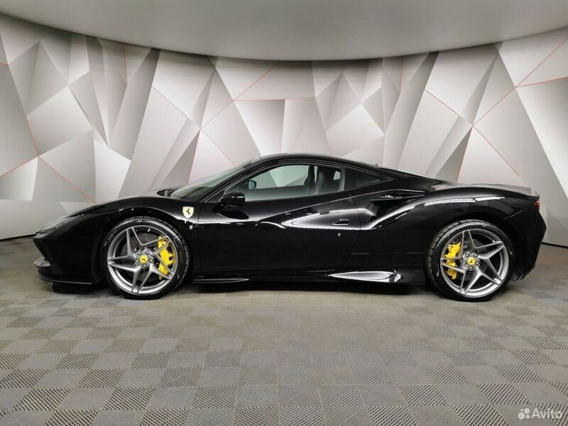 Ferrari F8
