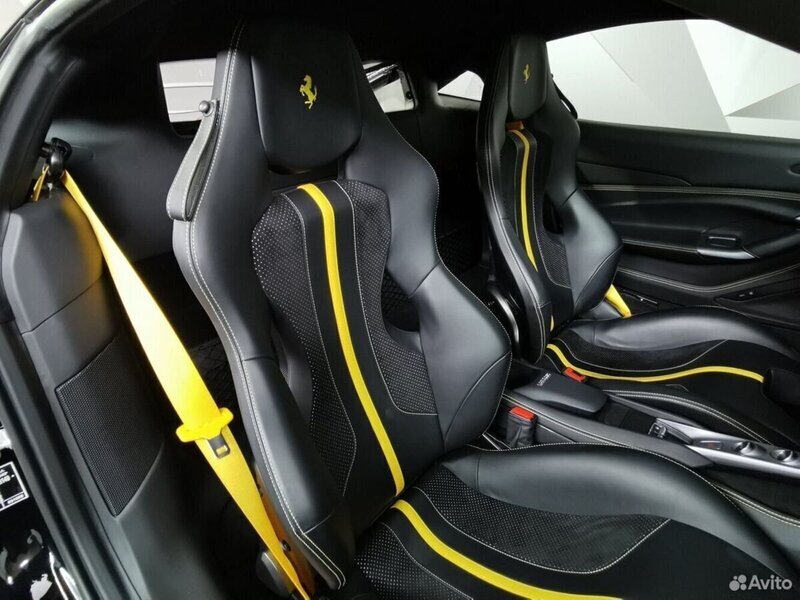 Ferrari F8