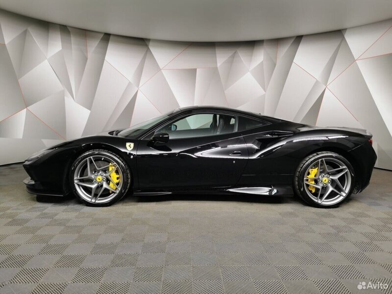 Ferrari F8