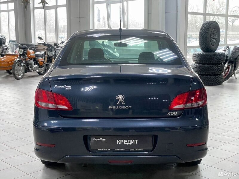 Peugeot 408
