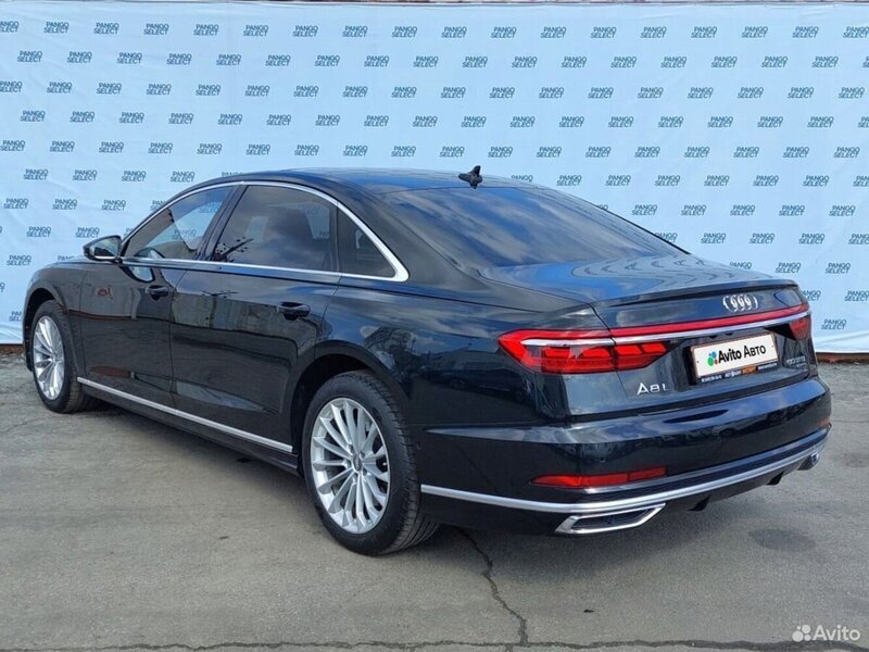 Audi A8