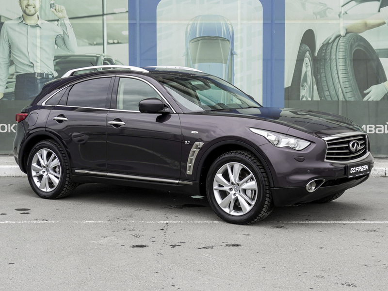 Infiniti QX70