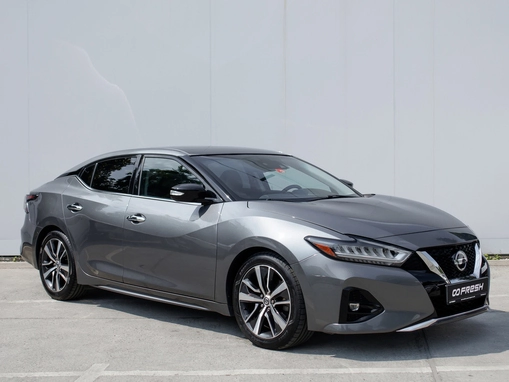 Nissan Maxima
