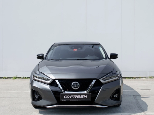 Nissan Maxima